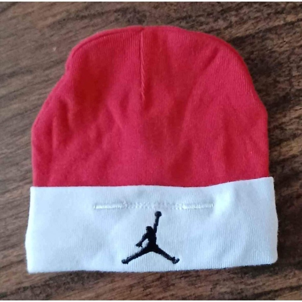Nike Jordan Infant Beanie Hat Red White Jumpman Logo Baby Cap 0-6 Months Preppy‎